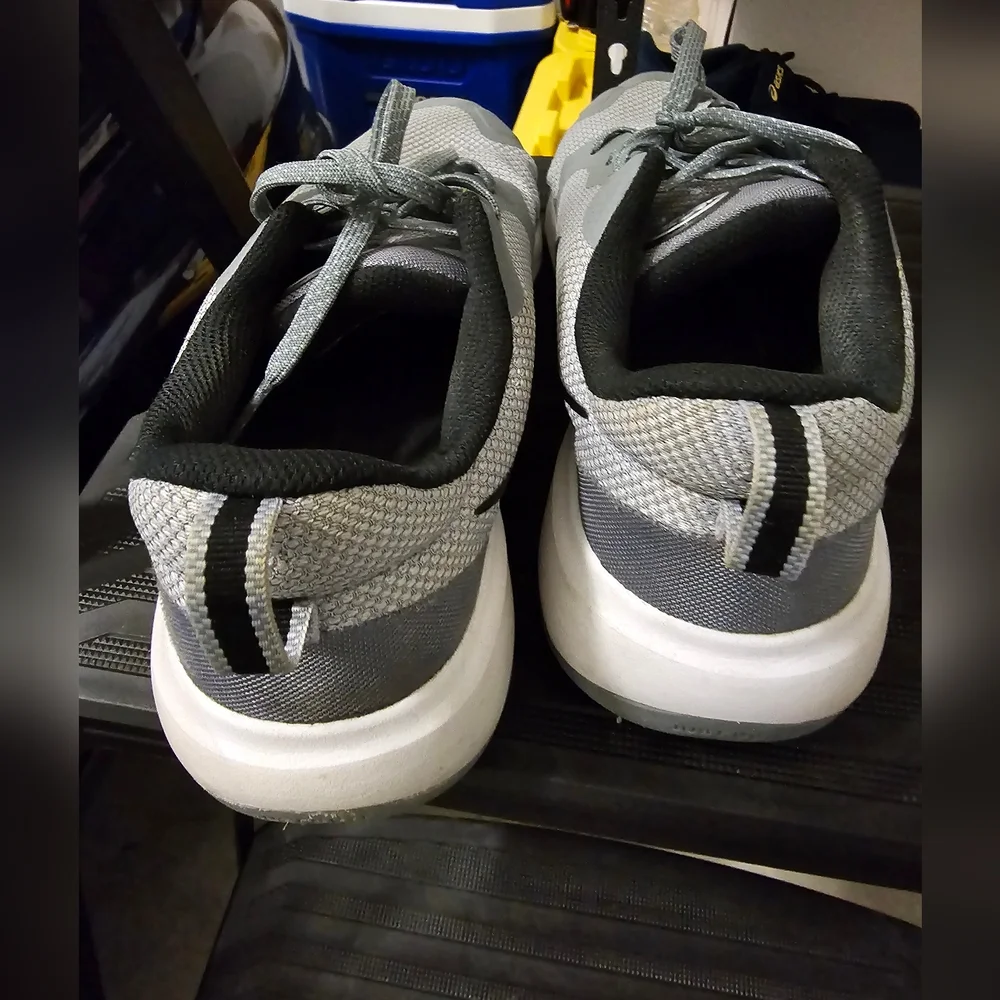 Men's Nike City Rep Training Shoe in Gray - Picture 2 of 9